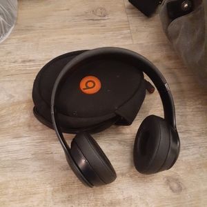 Beats head set
